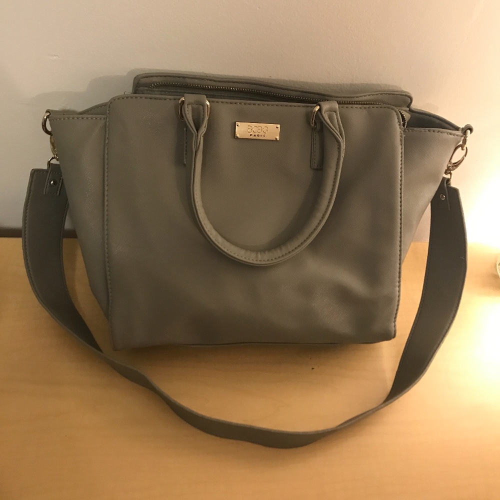 Grey bag with shoulder strap